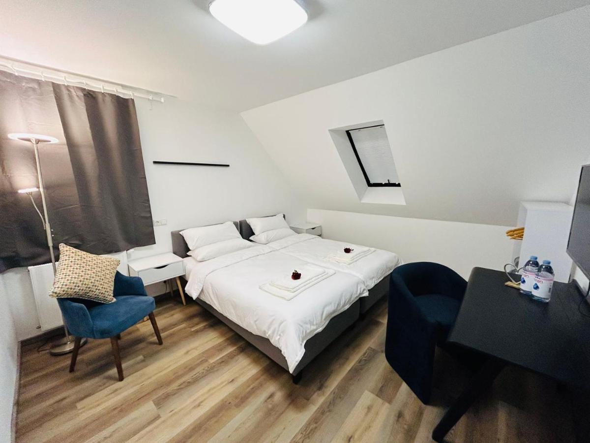 Messe Hv-2 Appartement Düsseldorf